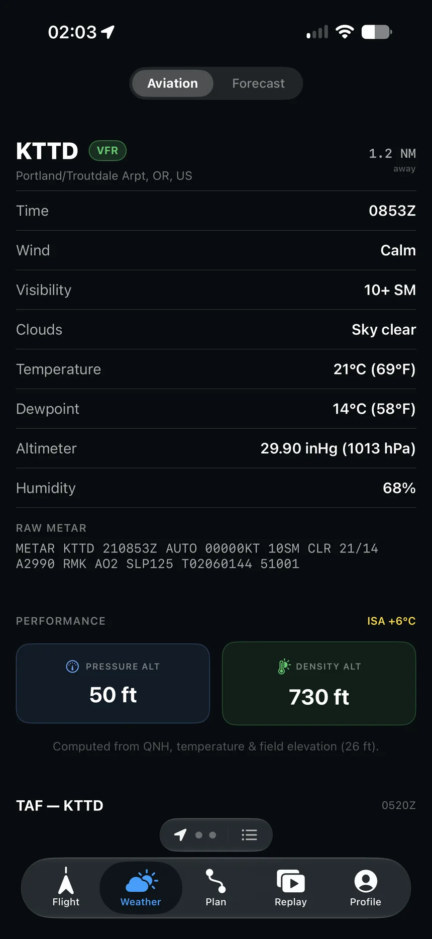The Lateral weather tab showing station reports and forecast conditions.
